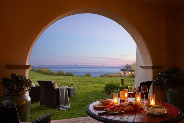 Terranea Resort a Los Angeles, sala ristorante all'aperto con vista sul mare